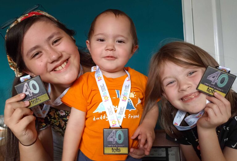 Teddy Toddlers with their Medals